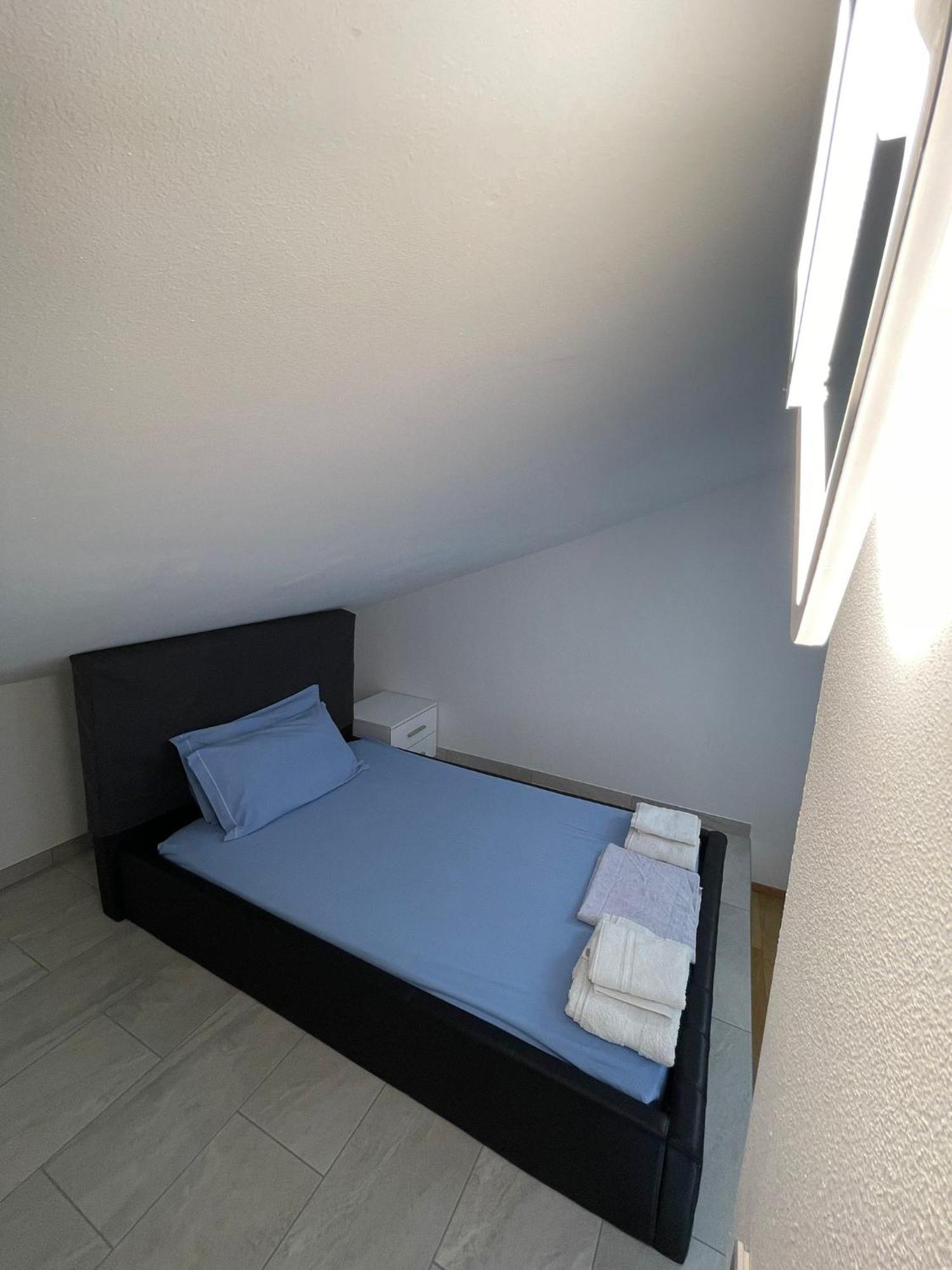 Casa Di Jo Hotel Empoli Ngoại thất bức ảnh